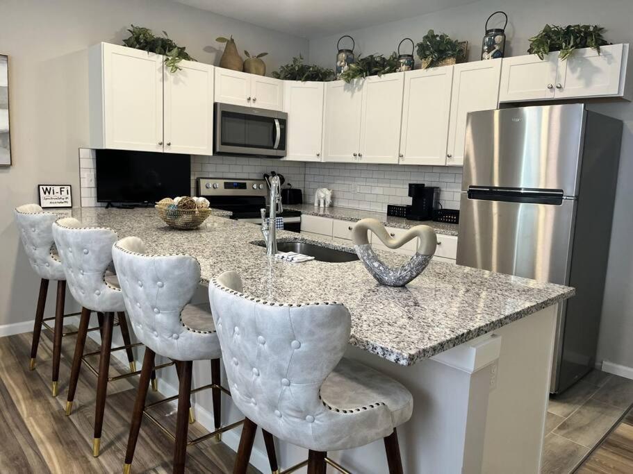 Appartamento Breeze On Monmouth Newport Esterno foto