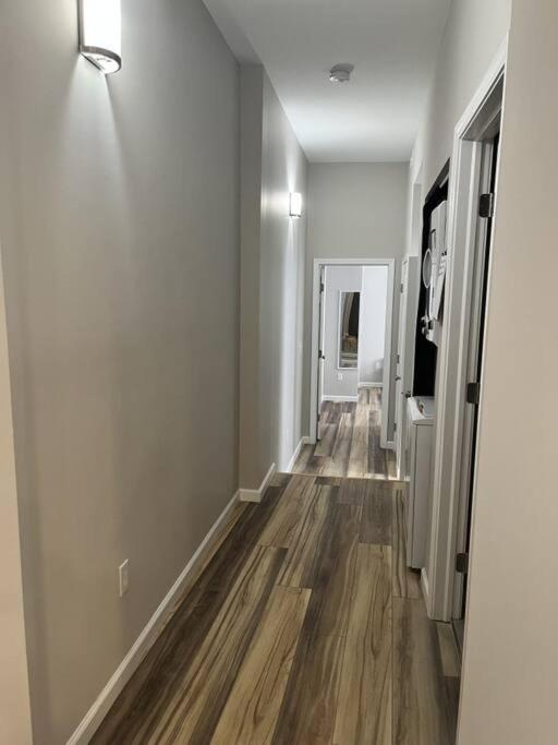 Appartamento Breeze On Monmouth Newport Esterno foto