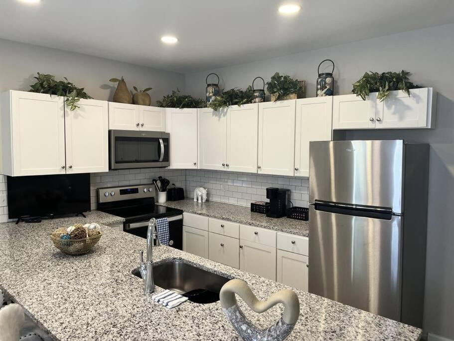Appartamento Breeze On Monmouth Newport Esterno foto